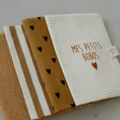 Protège carnet de santé Petits Carreaux (personnalisable)