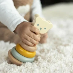 Pyramide à empiler en bois