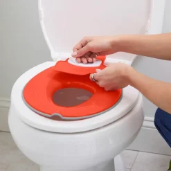 Réducteur de toilette Flip & Sit Cars