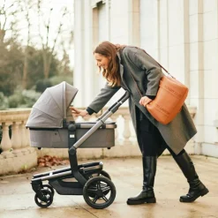 Sac à langer Mommy Club signature marron