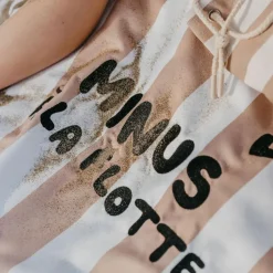 Serviette microfibre Minus à la flotte rayures rose