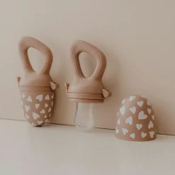 Sucette grignoteuse et 4 embouts Fall In Love taupe rose