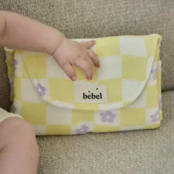 Tapis à langer Comme un bonbon Romy damier jaune