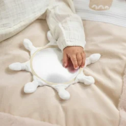 Tapis d'éveil avec arches Ernest, Flo et Oli (80 x 80 cm)