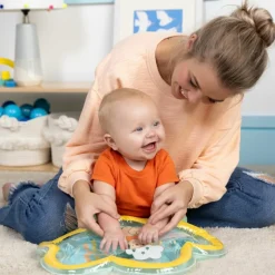 Tapis d'éveil et matelas à eau Winnie l'Ourson