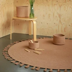 Tapis rond tressé avec fil doré Lisette (140 cm)