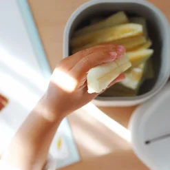 Tasse à goûter en silicone gris velours