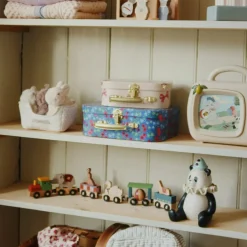 Train d'animaux en bois