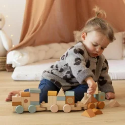 Train de construction en bois