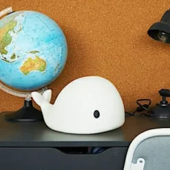 Veilleuse tactile baleine Moby (30 cm)
