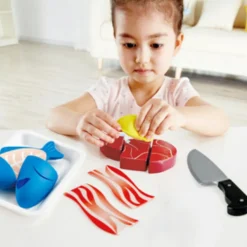 Viandes et poisson à découper