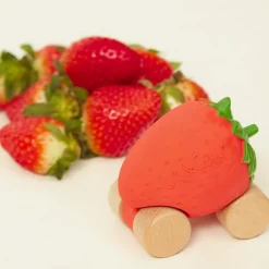 Voiture et jouet de dentition Sweetie la fraise